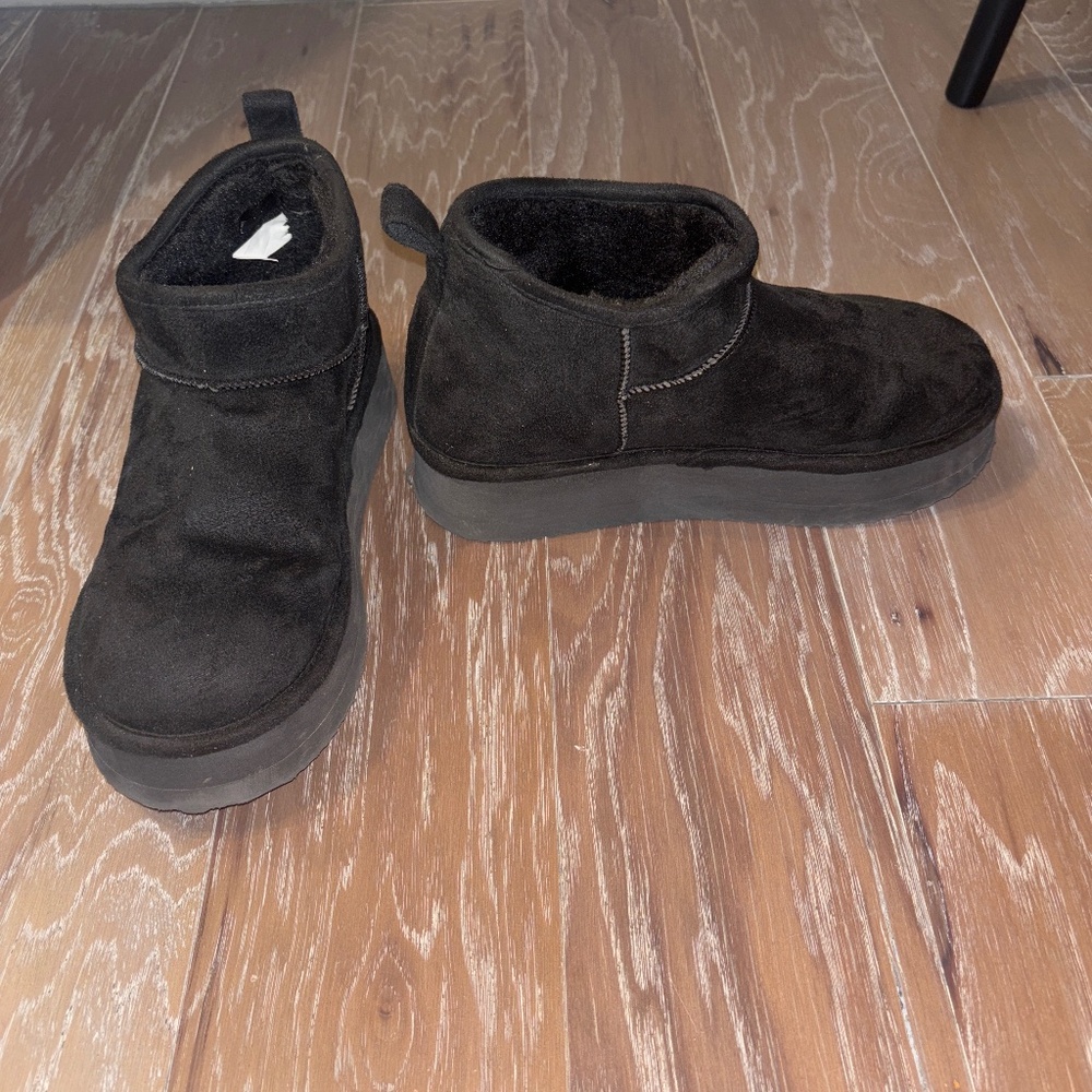 Ultra Mini Platform Boots